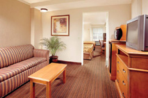 The Parlor Family Suite C2 Room Layout